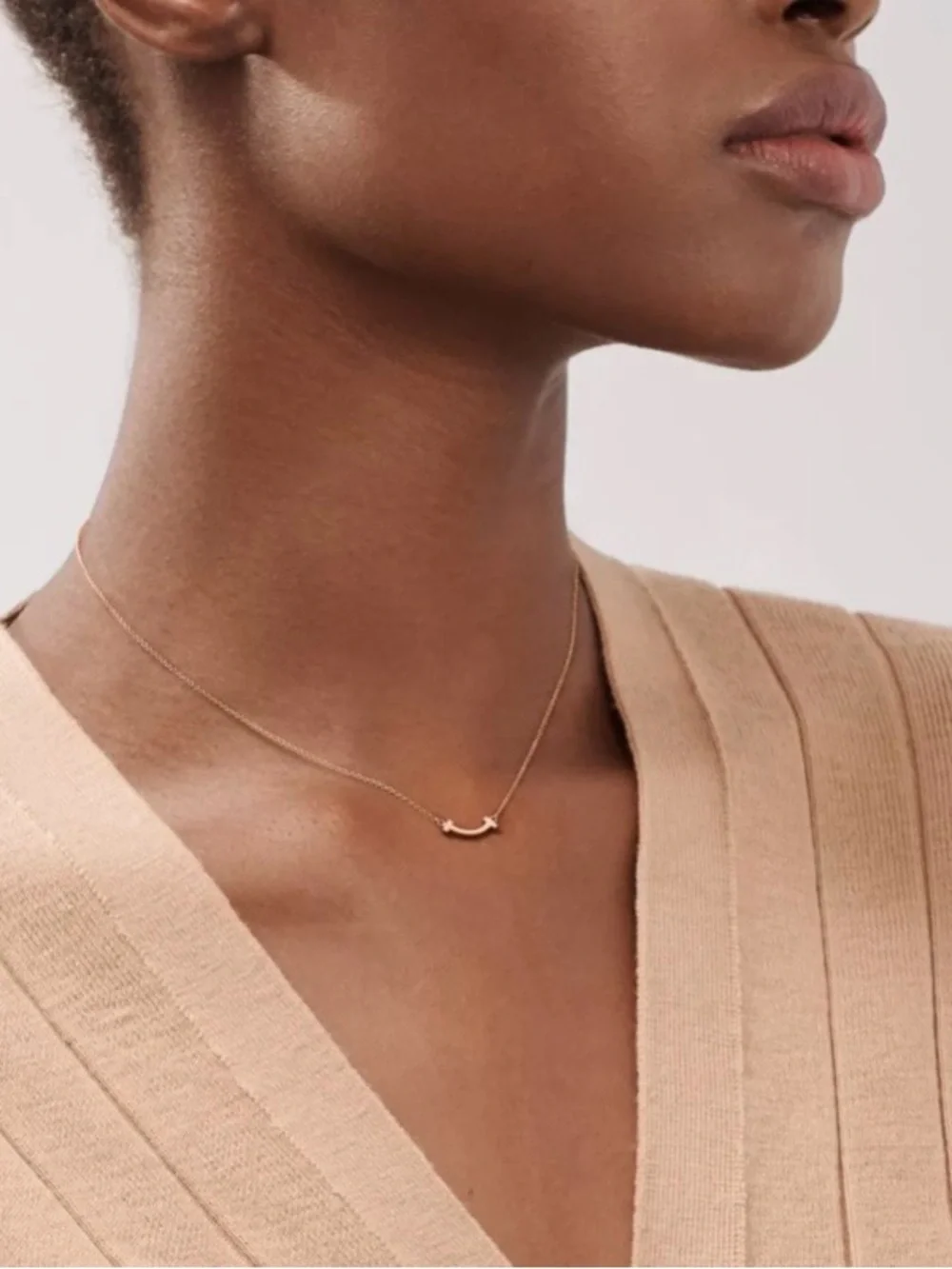 Tiffany & Co. Mini smile pendant in rose gold